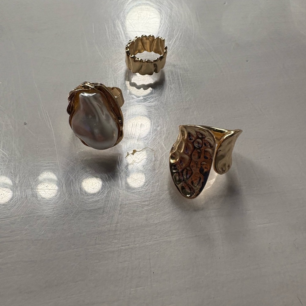 Elegant Gold and Pearl Ring Set